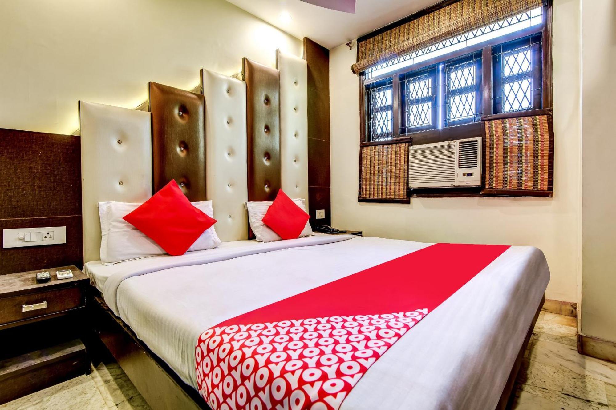 Spot Inn Hostel Új-Delhi Kültér fotó