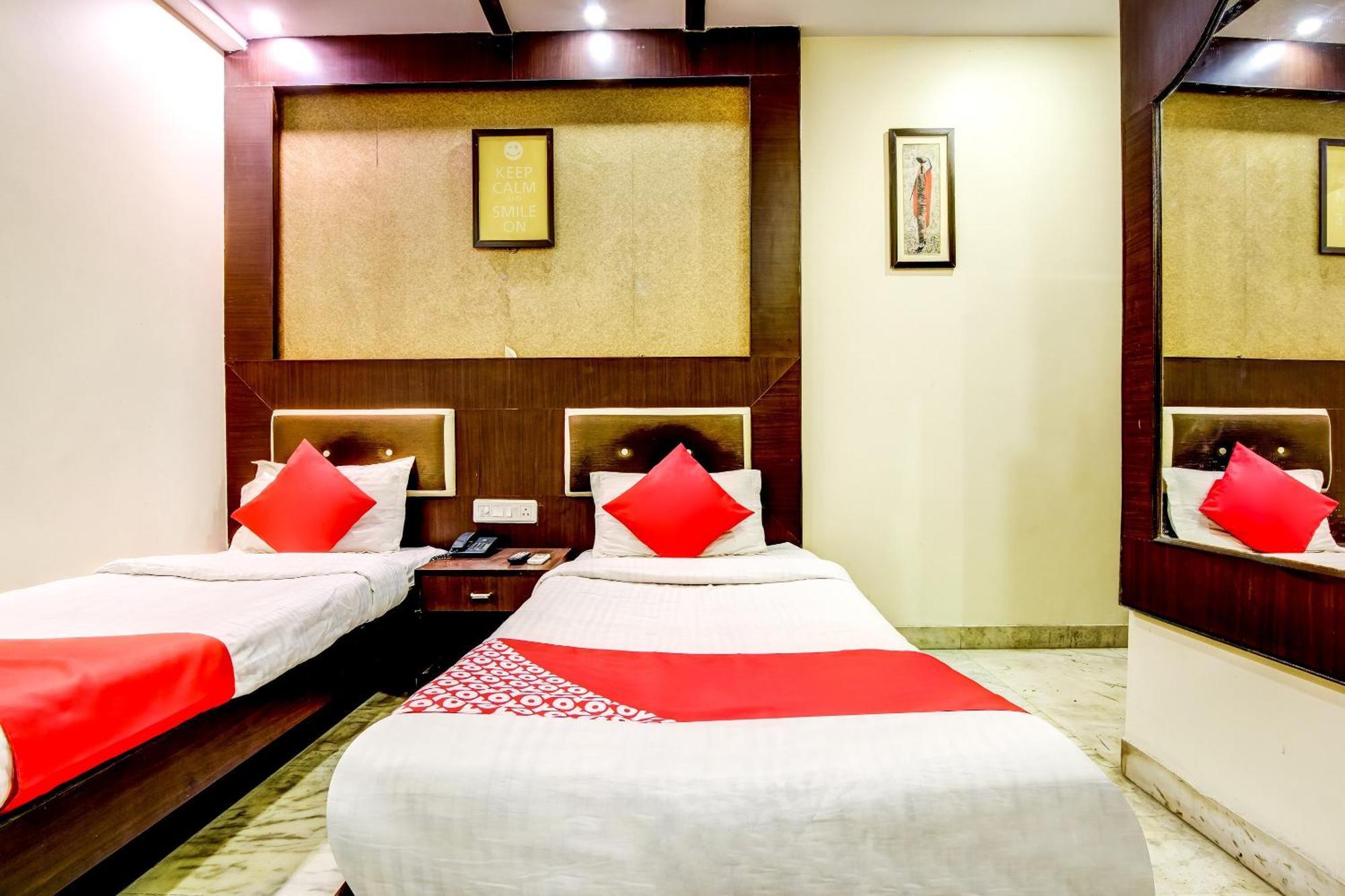 Spot Inn Hostel Új-Delhi Kültér fotó