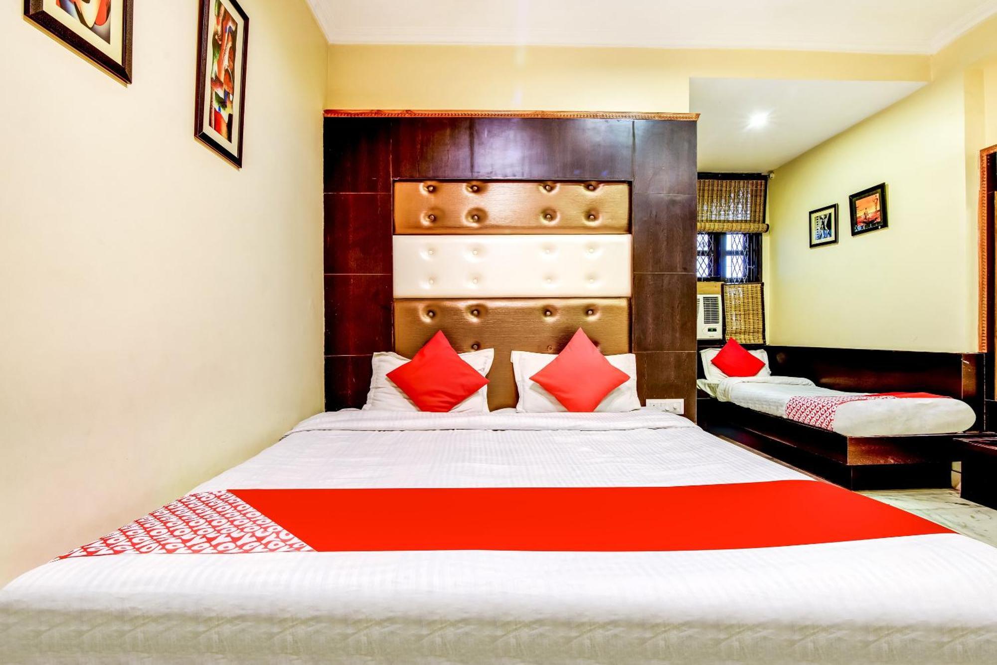 Spot Inn Hostel Új-Delhi Kültér fotó