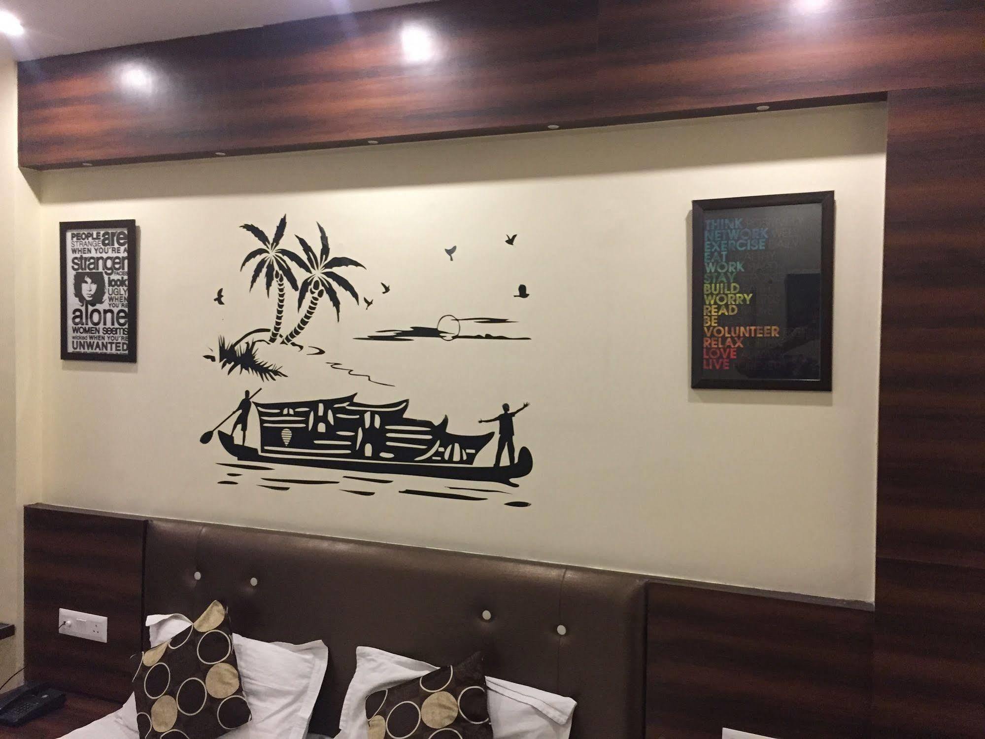 Spot Inn Hostel Új-Delhi Kültér fotó